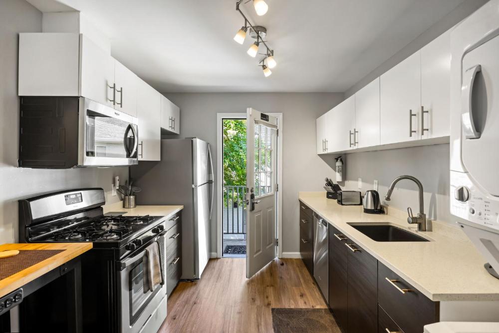 Brookwood Courtyard by BCA Furnished Apartments